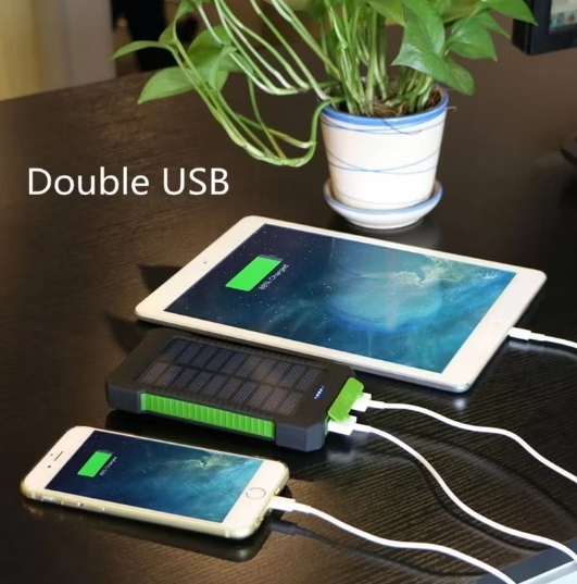 Solcells-Powerbank 20 000 mAh – Vattentålig & Robust (Svart)